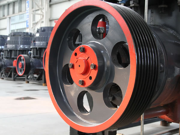 圓錐破碎機局部